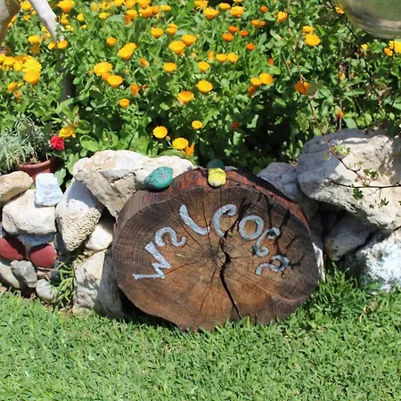 Artistic Halkidiki בית נופש *