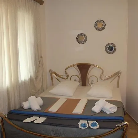 Artistic Halkidiki בית נופש *
